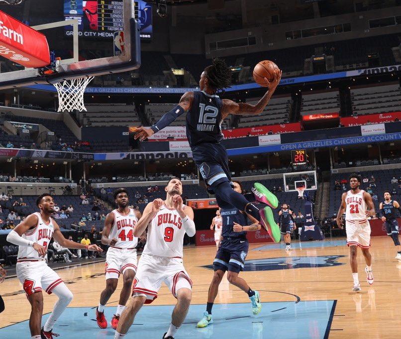 深圳队力克独行侠，莫兰特惊艳四座